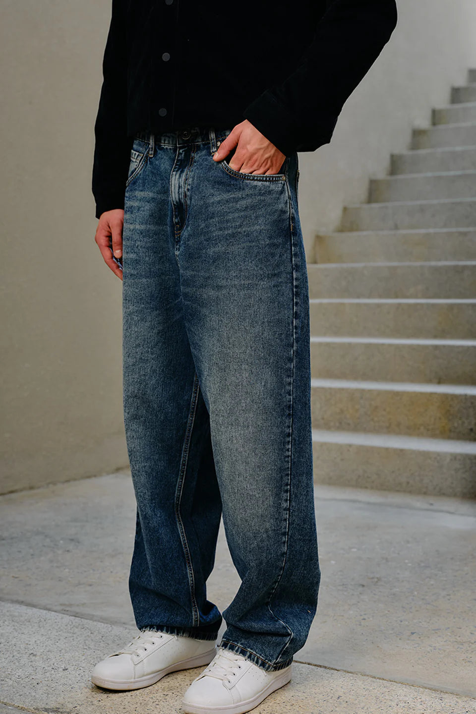 Rugged Wash Wide Leg Jeans